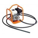 Wibrator spalinowy do betonu Belle BGA